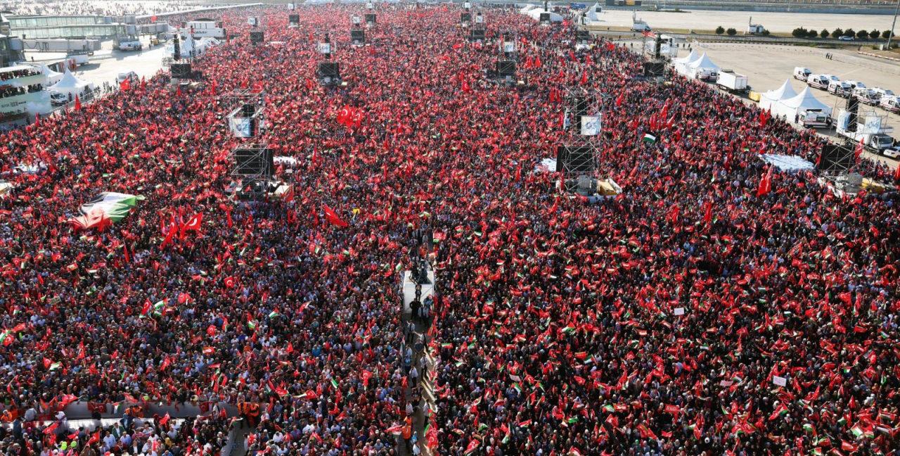 Dev miting ve Erdoğan'ın tarihi sözleri ses getirdi! Dün basını Türkiye'yi konuştu...