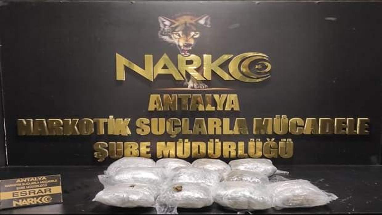 Antalya’da zehir tacirlerine operasyon: 24 zanlı yakalandı