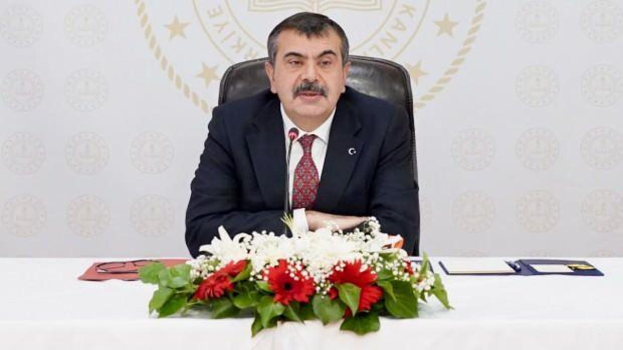 Bakan Tekin ‘Sadece bir seferlik’ diyerek duyurdu: Seminerler online yapılacak