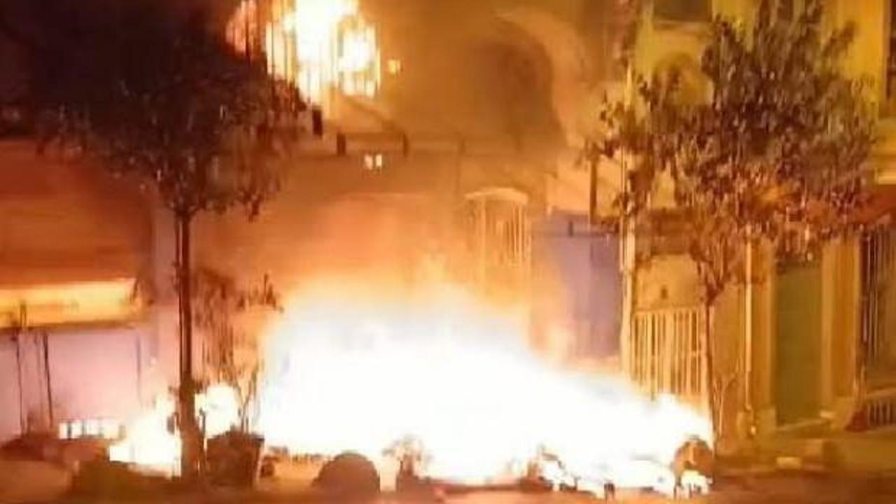 Beyoğlu’ndaki tarihi han yandı