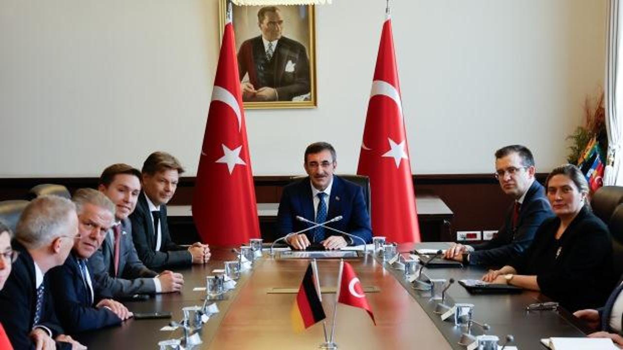 Cumhurbaşkanı Yardımcısı Yılmaz, Alman Bakan Habeck’i kabul etti