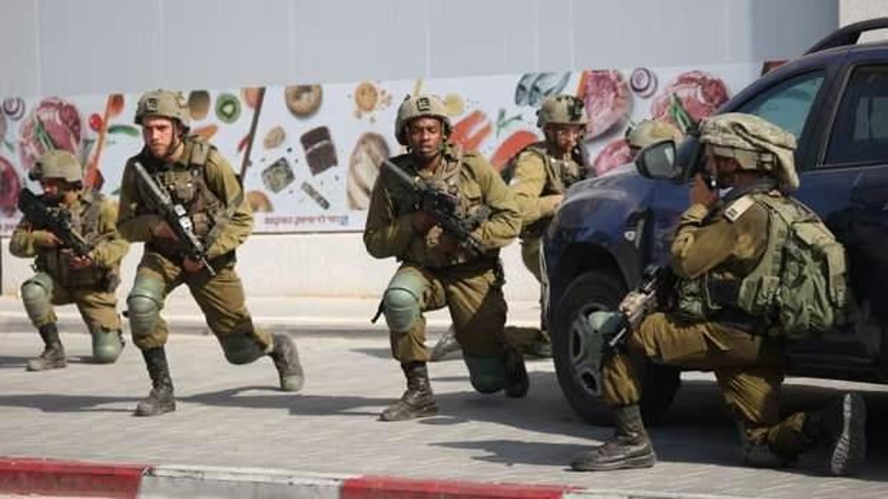 İsrail askerleri yanlışlıkla birbirlerine ateş açtı