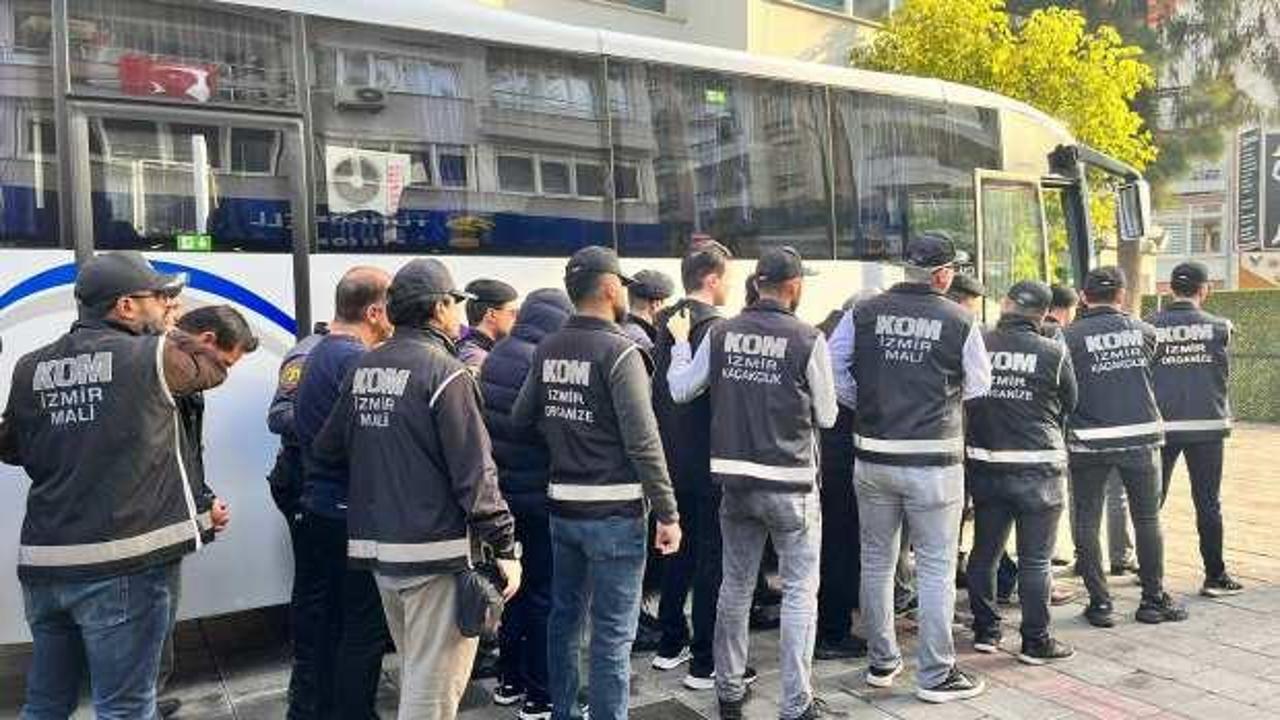 İzmir’de FETÖ’ye ‘Kıskaç’ operasyonu: 28 tutuklama