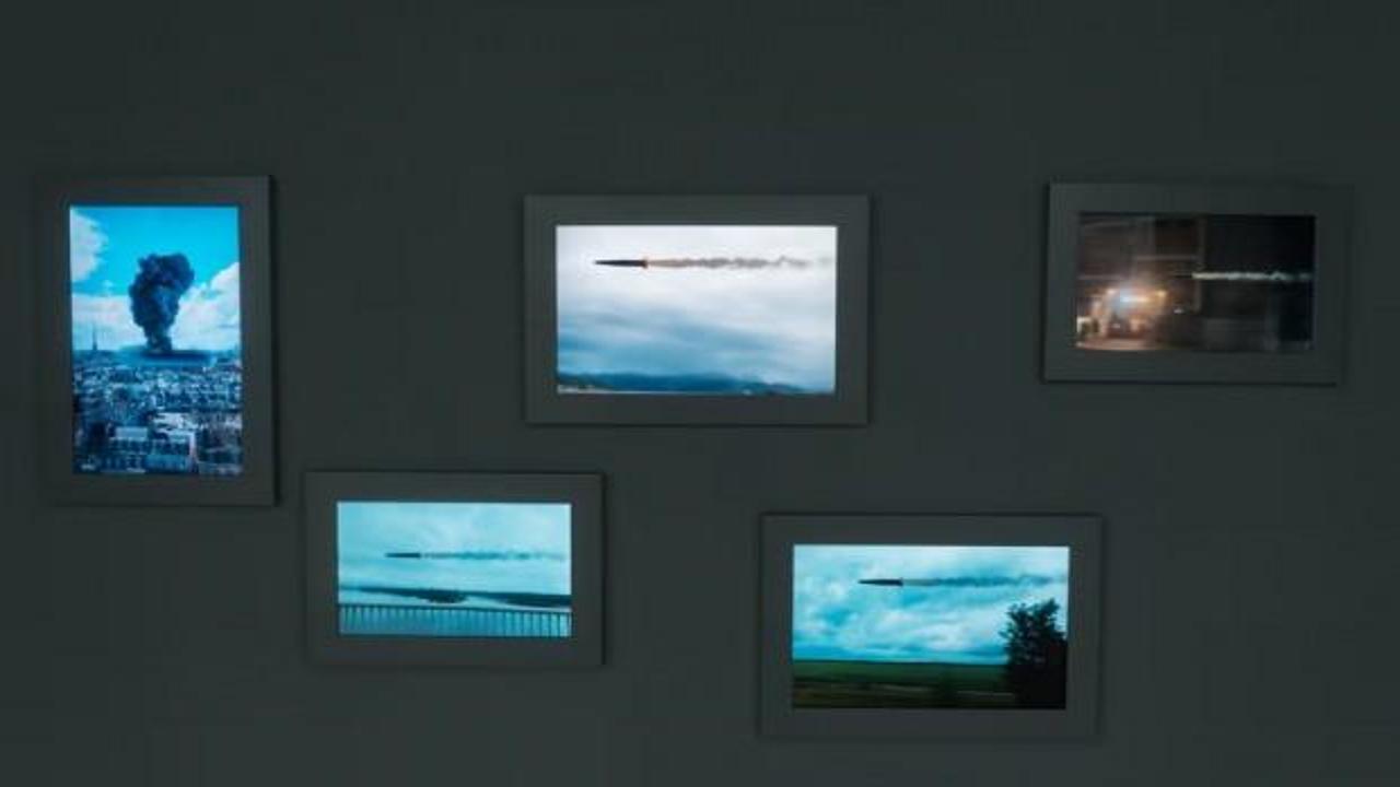 Ukraynalı sanatçıdan savaş izlerini taşıyan sergi