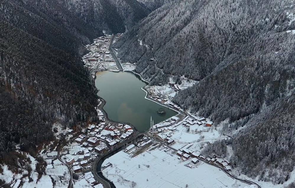 Uzungöl’ den kar manzaraları