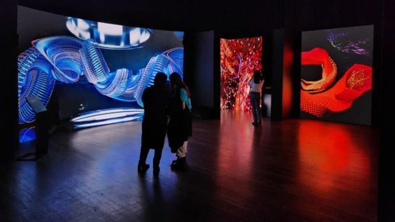 Geleneksel ve modern sanat Eskizden Piksele sergisinde inovasyonla buluştu