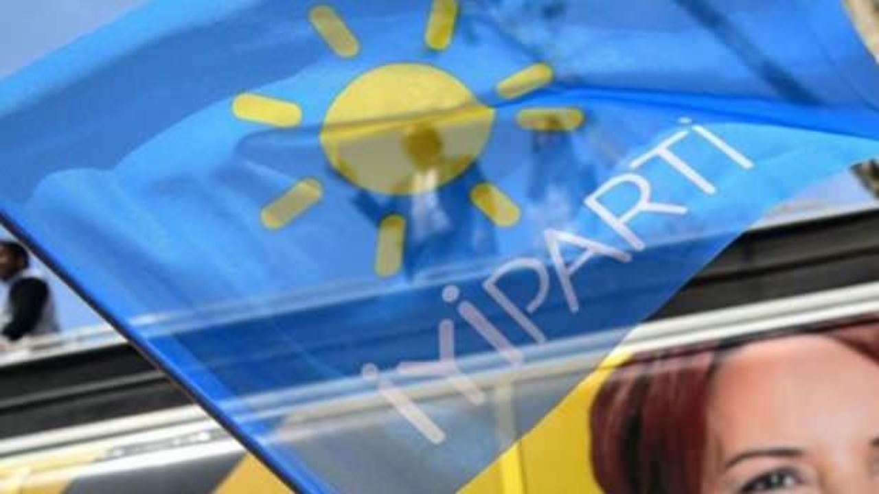 İYİ Parti’nin Sakarya il yönetimi istifa etti