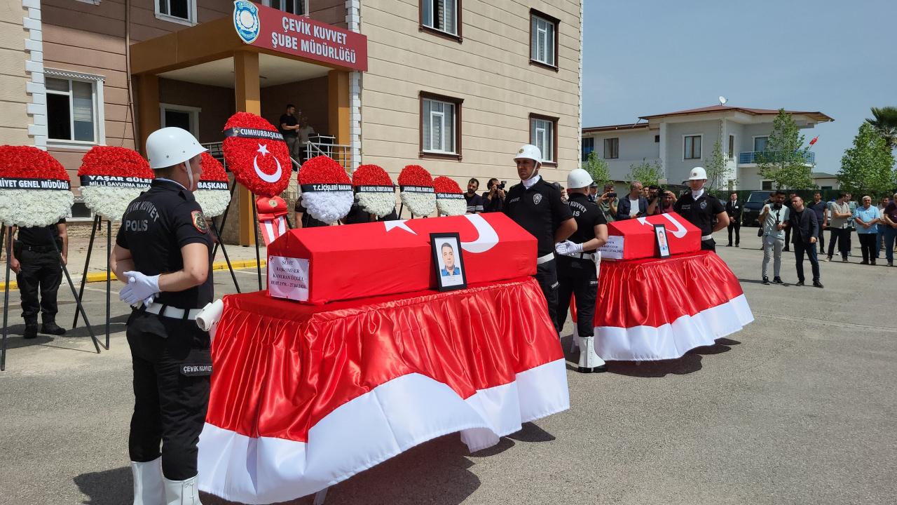 Adıyaman'da meslektaşlarının şehit ettiği polisler için tören düzenlendi