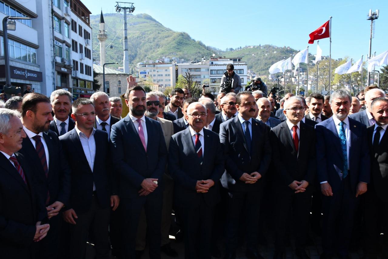 Ordu Büyükşehir Belediye Başkanı Mehmet Hilmi Güler, mazbatasını aldı