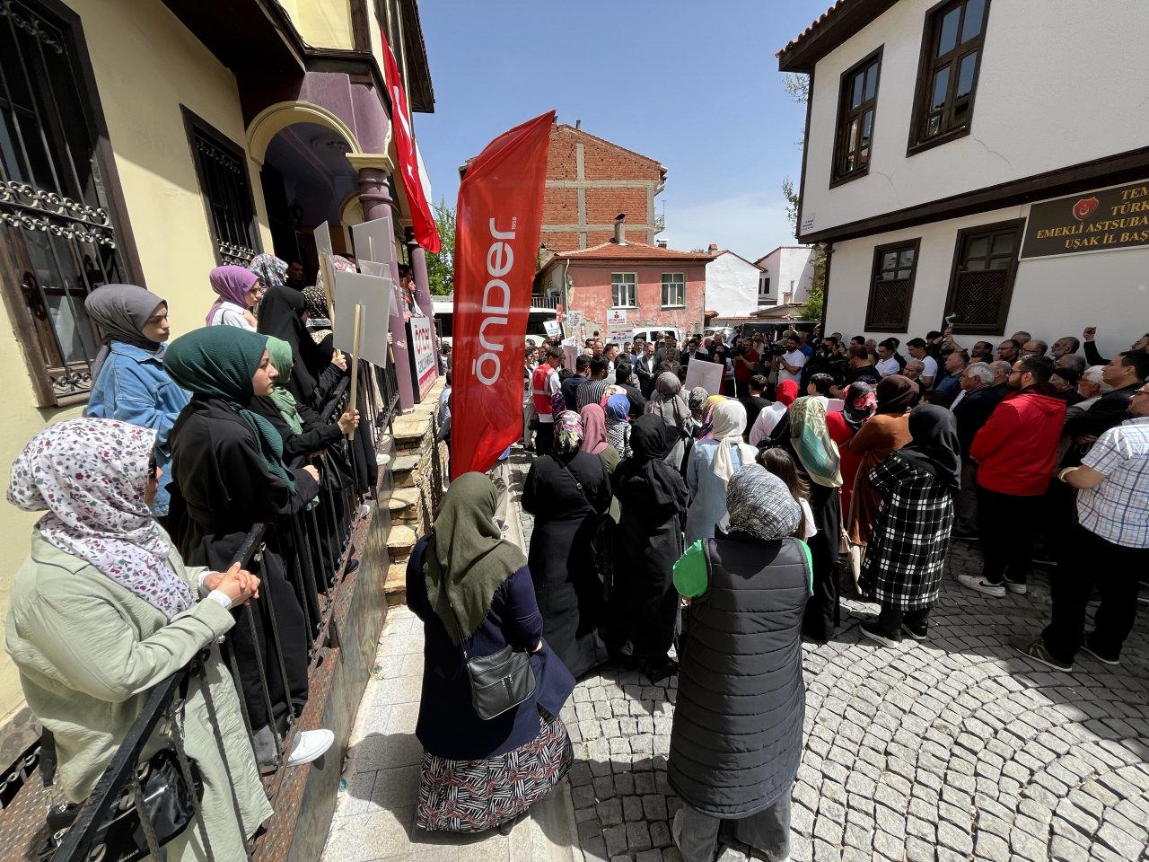 CHP’li belediyeden Önder’e büyük ayıp! Kapı kilitlerini değiştirdi