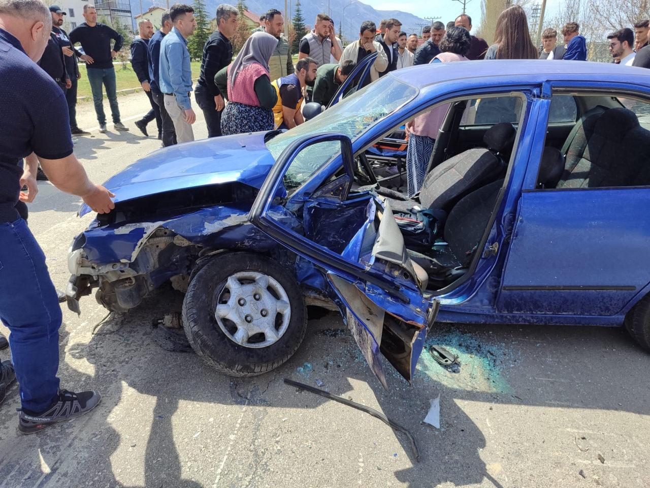 Isparta'da bayram namazı sonrası feci kaza: 10 vatandaş yaralandı