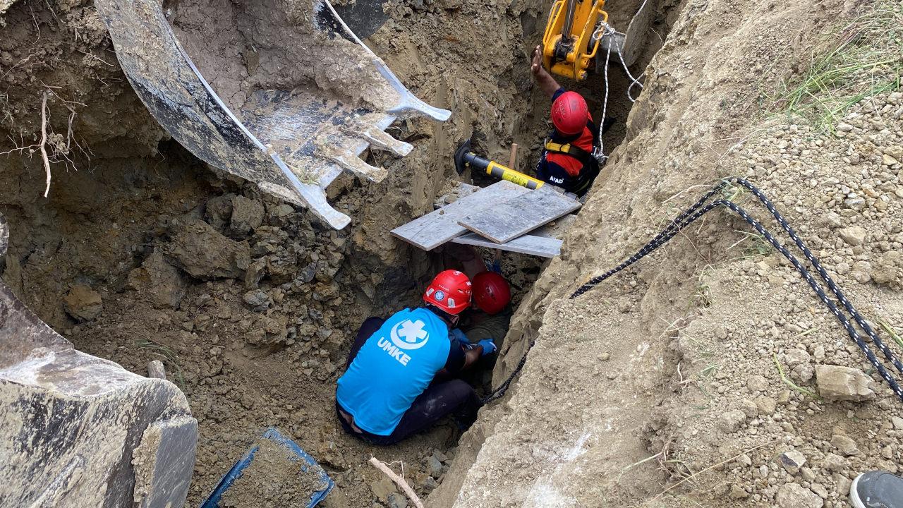 Çanakkale’de toprak kayması: Göçük altında kalanlar var