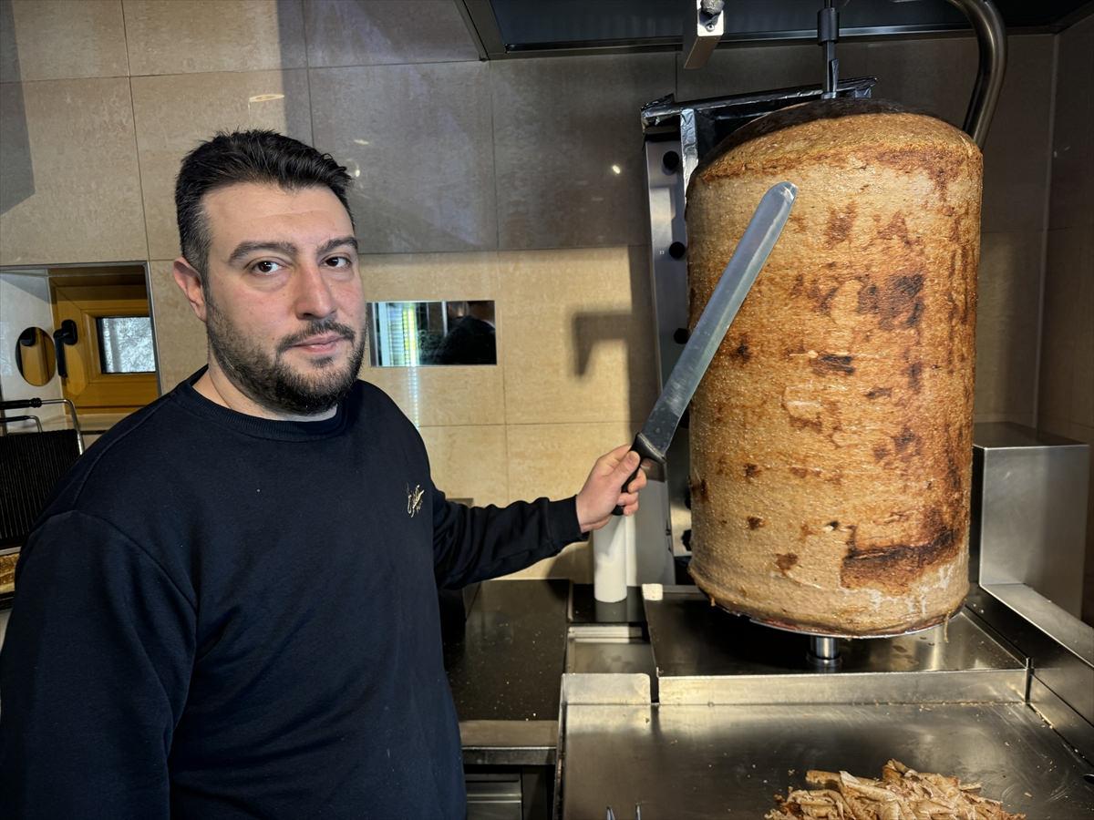 Steinmeier, Türkiye'ye 60 kiloluk döneriyle gelecek