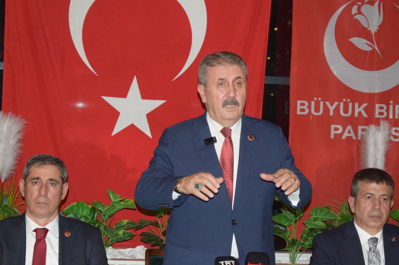 Mustafa Destici'den DEM'li belediyelere: Terörden arınmazlarsa devlet gereğini yapar