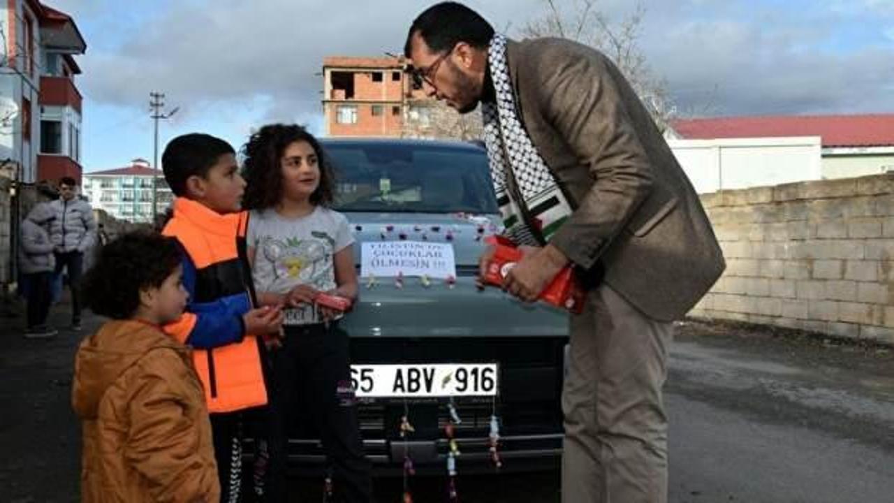 Aracını bayram şekeriyle süsledi! Görenler şok oldu