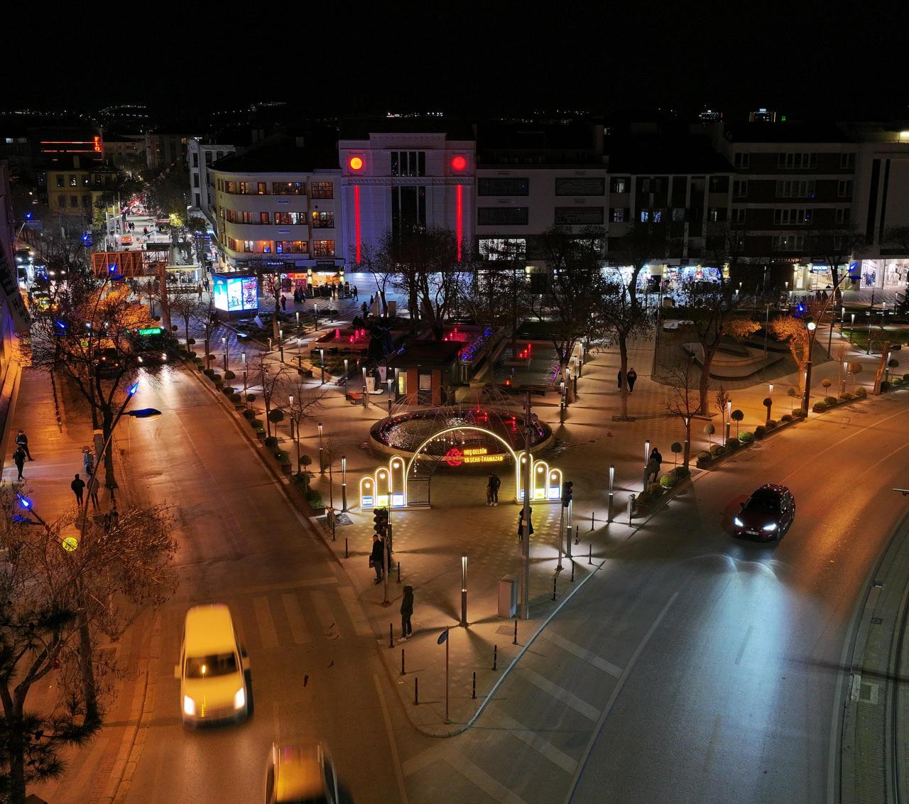 Konya'da ışıklı TAG'larla Ramazan coşkusu