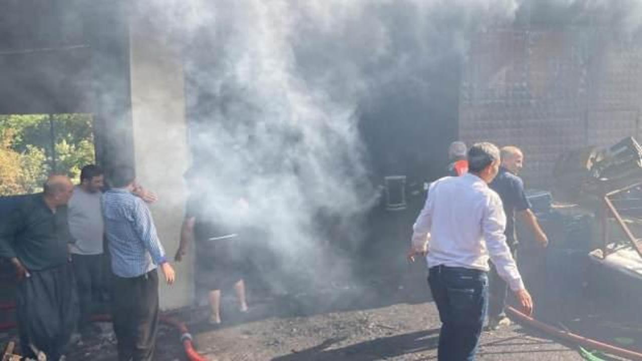 Mersin’de depo yangını söndürüldü