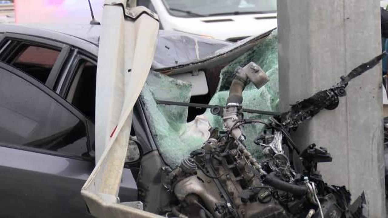 Eyüpsultan’da feci kaza! Bariyerlere ok gibi saplandı