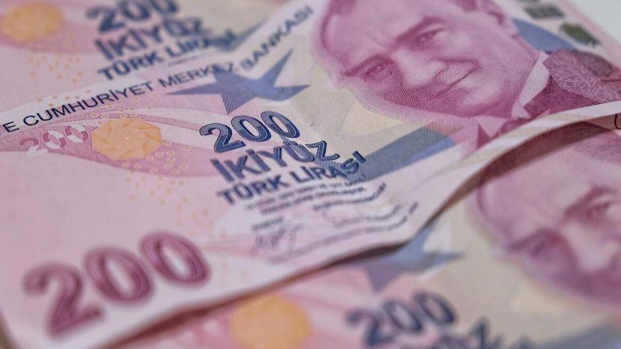 Kur korumalı mevduatta çözülme yeniden hızlandı