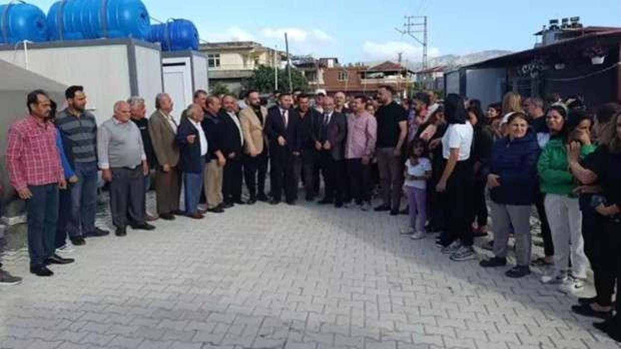 Partilerinden istifa eden yüzlerce kişi AK Parti’ye katıldı