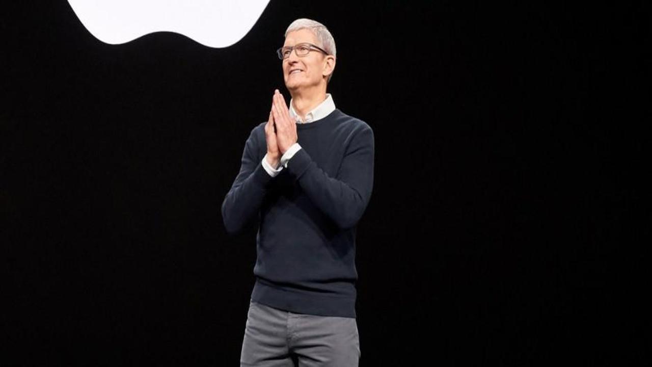 Reklam filmine tepki geldi: Apple özür diledi