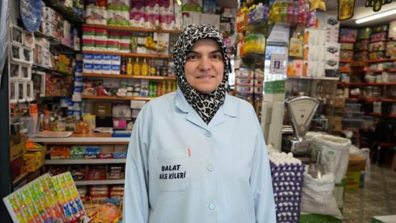 Süpermarketlere karşı 65 yıldır bakkal işletiyor