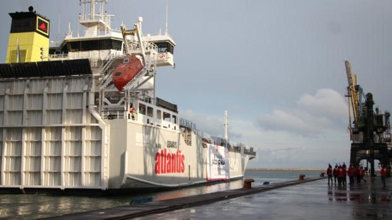 Yeni ‘İyilik Gemisi’ Mersin’den Gazze’ye uğurlandı