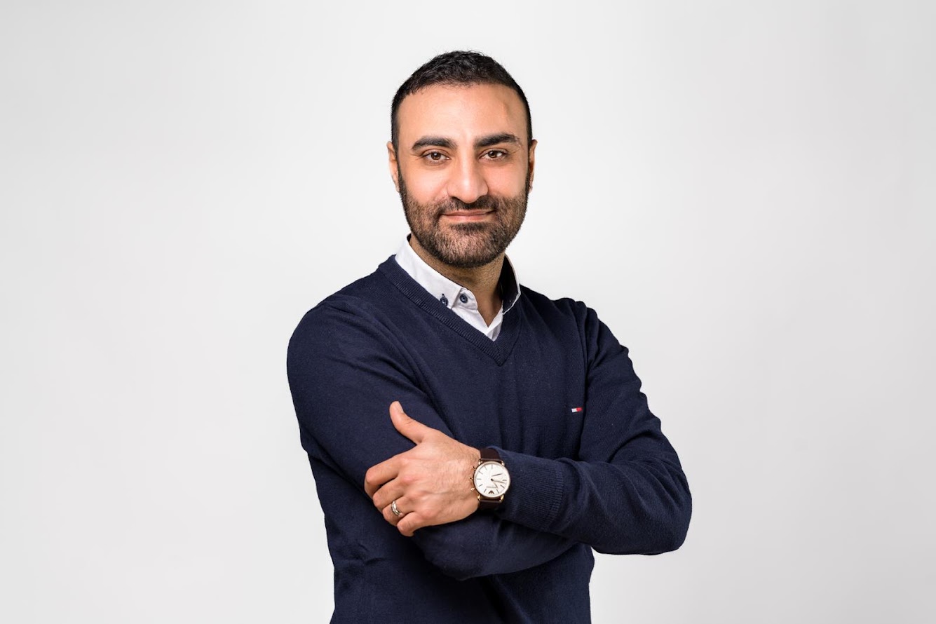 Avrupa’nın Saç Ekimi Konusundaki Öncüsü: Vedat Aktepe ve Bonita Hair Clinic