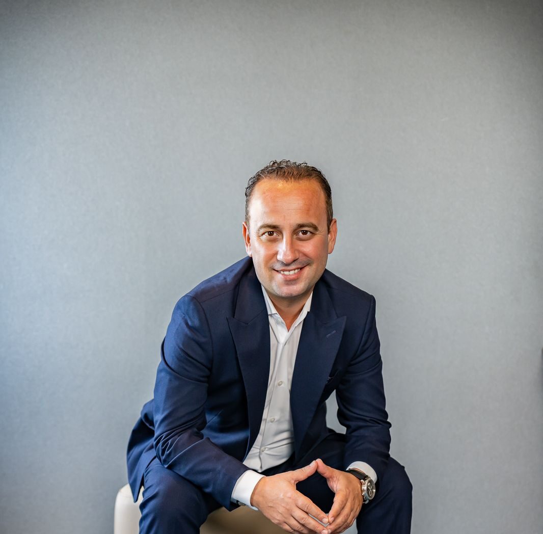 Alper Küçükbaycan: Başarılı Takım Yönetimi Stratejileri