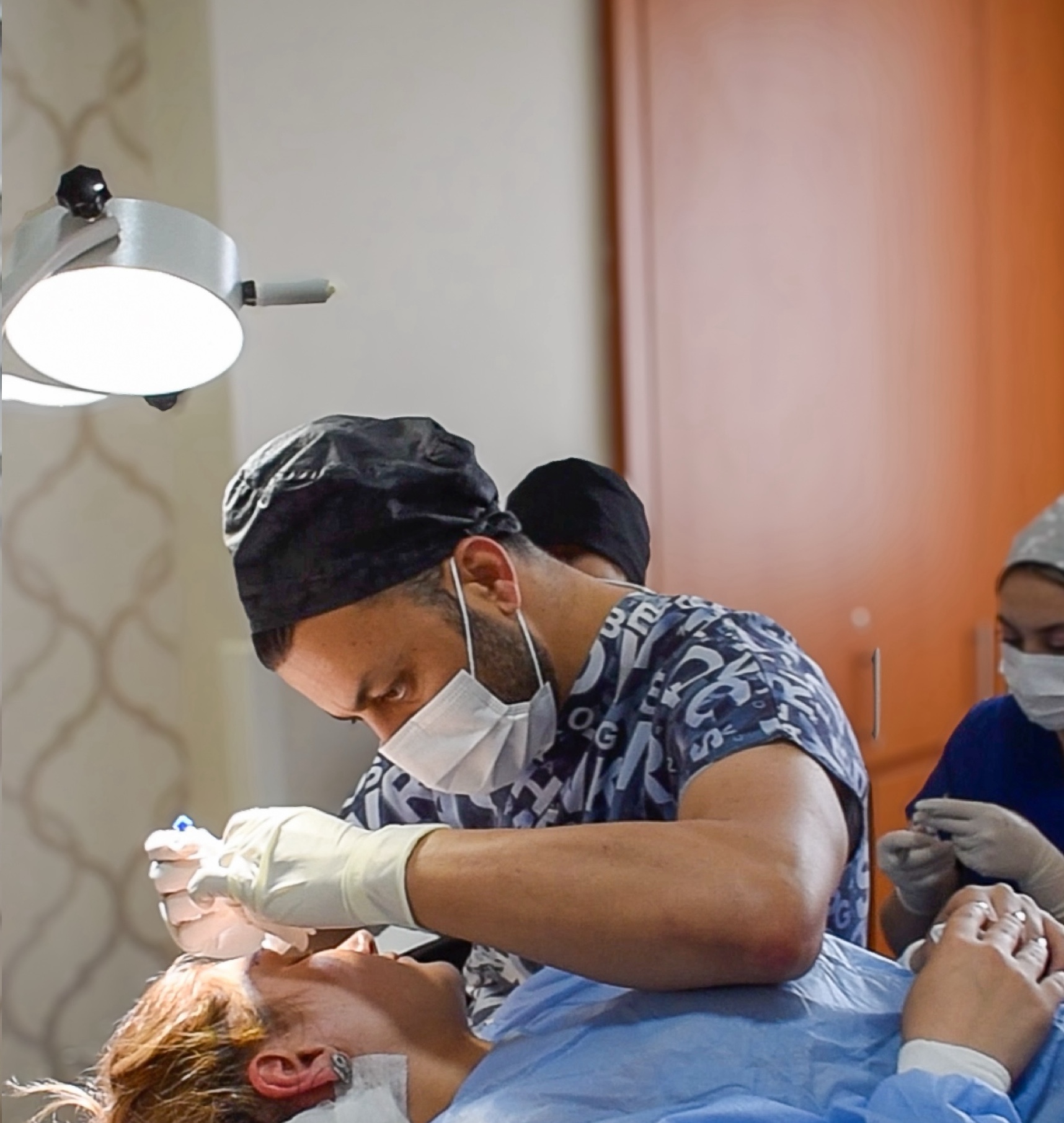 HairextreM Sağlık Hizmetleri: Sakal Ekimi ile Doğal ve Güvenilir Sonuçlar