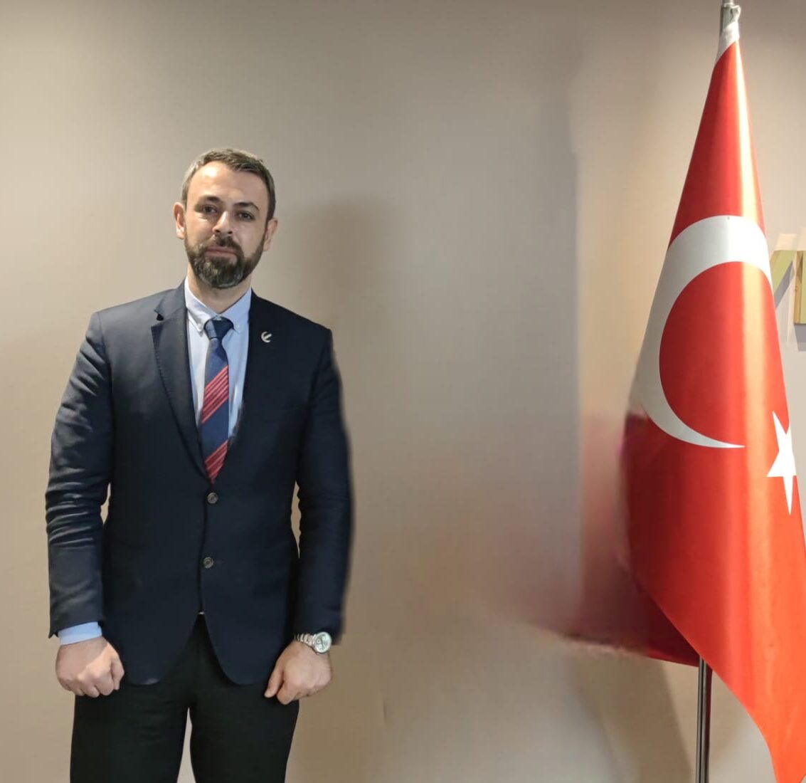 Akın Tunçdemir: Siyasi Vizyonumu Bilimsel Çalışmalarla Geliştiriyorum