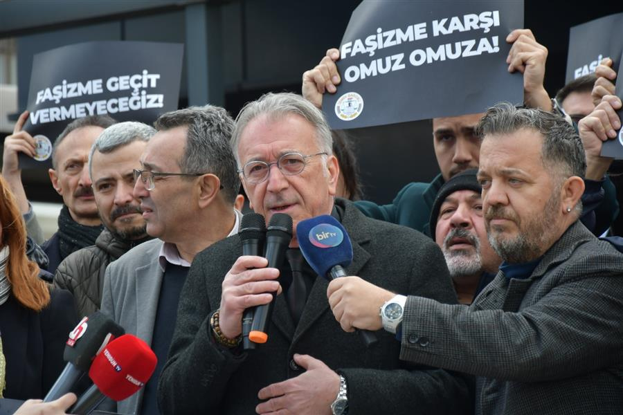 İzmir Barosu’ndan Gözaltılara Tepki: Derhal Serbest Bırakın