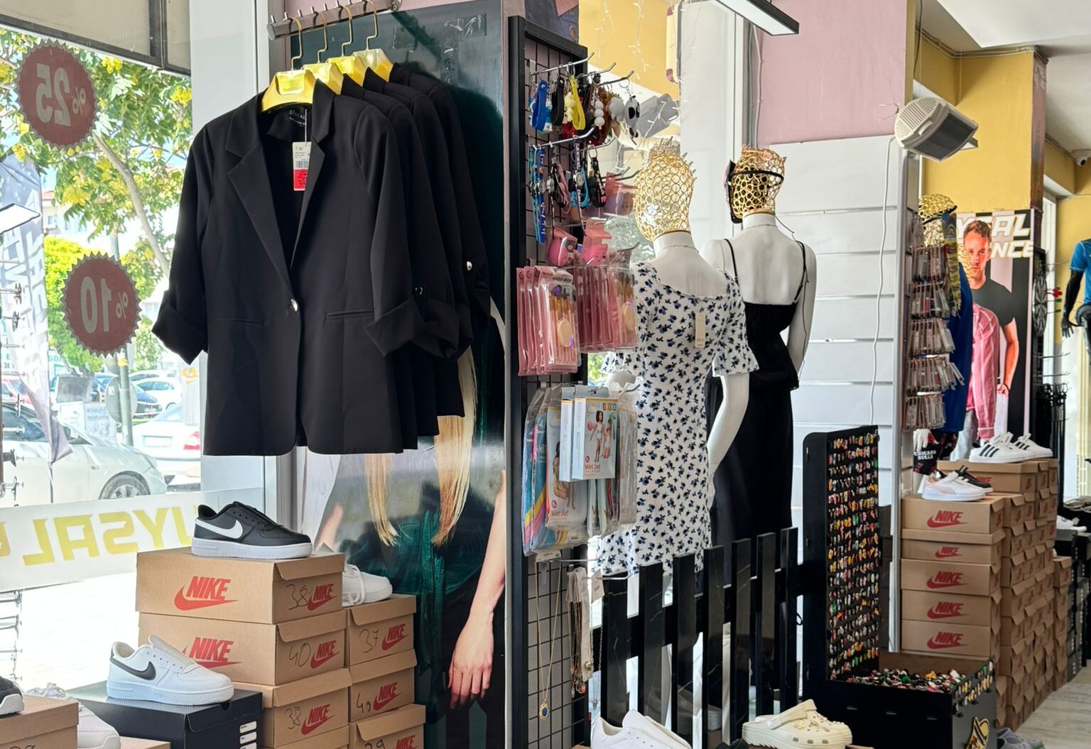 Ayakkabı ve Aksesuarlarda Şıklık Uysal Elegance İmzasıyla