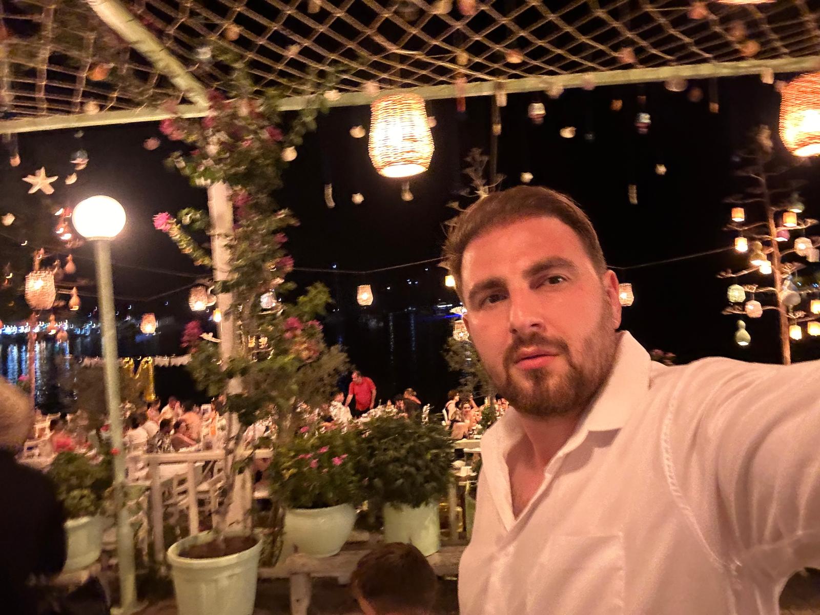 İmran Zeybek ve Zeybek Lokantası