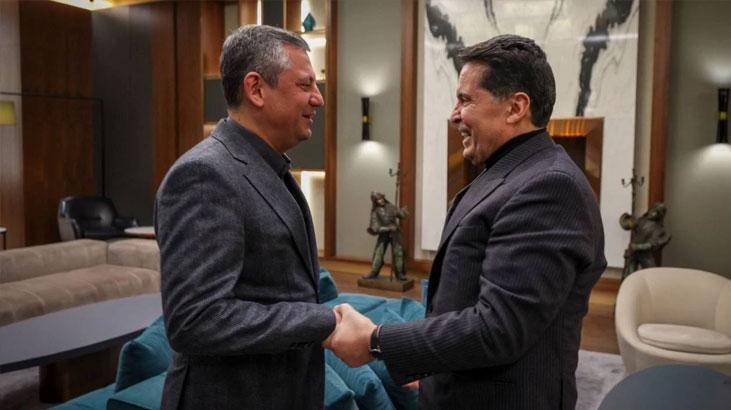 CHP Lideri Özgür Özel, Tahliye Olan Eski Esenyurt Belediye Başkanı Ahmet Özer ile Görüştü