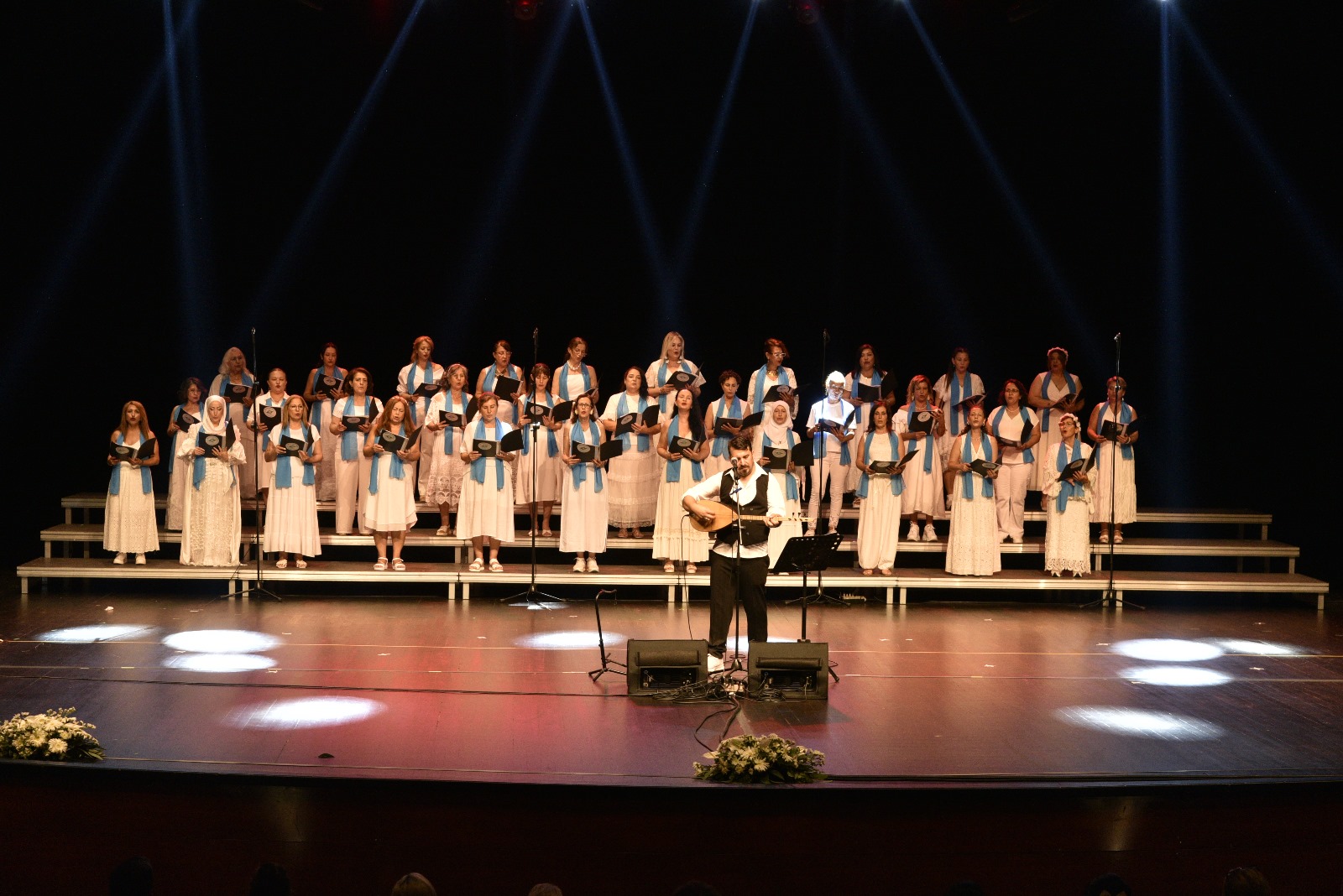 El Ele Sanat: Mersin’de Sanatın Bir Araya Geldiği Büyük Buluşma Noktası